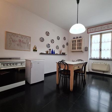 菲纳莱利古雷Mansarda A Finalborgo - Fascino E Tradizione公寓 外观 照片